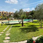 Stunning Apartment - Panoramic Pool View