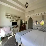 La Villa Des Golfs & Pinkcactus