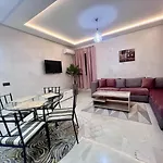 Luxury Apartment With Swiming Pool In The Center Of Gueliz Marrakech