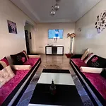 Magnifique, Appartement, Familial, Spacieux 2Chambres Salon Salle A Manger