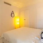 Charming 2-Bed Oasis Pool View