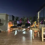 Appartement Luxueux Au Rooftop A Gueliz