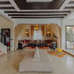Villa Nelya