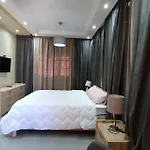 Belle Villa Duplex Avec Piscine