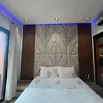 Hivernage - Stylish Apt In The Heart Of The City