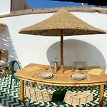 Magnifique Riad Prive 3 Chambres, Terrasse Sur Le Toit A Marrakech Au Coeur De La Medina