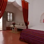 Riad O2