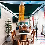 Riad Kiyanjana