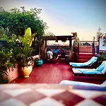 Riad Le Dromadaire Bleu By Weekome