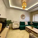 Apparte 2 Chambres Luxe En Face La Gare Gueliz