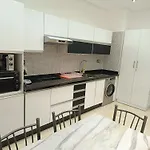 Riad Arfoud Appartement Haut Standing 3 Chambres Avec Piscine A Gueliz Nord