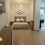 Charmant Studio Au Coeur De La Ville Avec Piscine