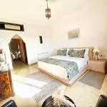 La Villa Des Golfs & Pinkcactus