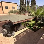 Villa Scil De Luxe, Piscine Chauffee, 3 Suites, Hamam, Jacuzzi Exterieur, Salle De Sport, Vue Sur L\'Atlas, Parkings Prive, Pas De Vis A Vis !