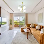 New! Appt Riad Garden, Piscine & Wifi & Parking