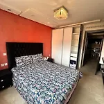 Stylish & Comfy Appartment Haven 5 Stars Location Plaza Views