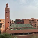 Stylish & Comfy Appartment Haven 5 Stars Location Plaza Views