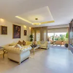 2 Bedrooms Equipped Apart
