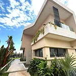 Villa Luxe Residence Secure Golf