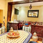 Petit Riad Authentique Tout Proche De Dar El Bacha