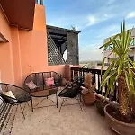 Magnifique Appartement 3 Chambres Et Piscine De Standing