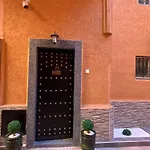 Riad Norakech Close To All Tourist Attraktions