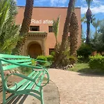 Riad Atlas Logement Entier Prive Avec Jacuzzi Au Coeur De Marrakesh Entire Accommodation