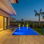 Villa Talia, Luxury Stay, Golf & Lake View