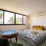Elegant Appartement Avec Terrasse Au Coeur Gueliz