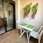 Premium Village Oasis Avec 5 Piscines Et Jardins