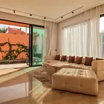 Villa Iris