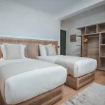 555 Hotel Clubbing Adults Only