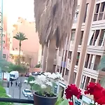 Duplex Raffine Avec Terrasse Verdoyante Et Mur Vegetal - A 300M Du Jardin Majorelle Et Musee Yves Saint Laurent - Netflix Et Iptv