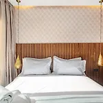 Elegance Et Modernite Au Coeur De La Ville