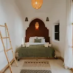 Riad Nanou - Private Riad With Pool & Rooftop