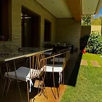 Villa 5 Suites A Targa