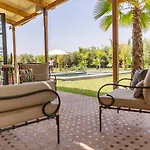Dar Tasseltant Six Bedroom Villa And Swimming Pool