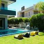 Villa Contemporaine