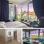 Luxury 5 Bedroom Large Villa