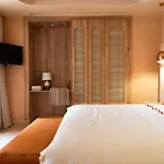 Maison Nalos