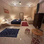 Riad Dar Lakbira