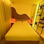 Apartment Airport