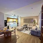 Apartment Airport