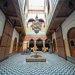 Maison Do