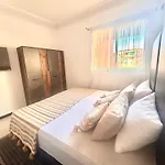 Appart Hotel Avec Piscine