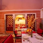Riad Le Graff Pink