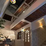 Dar Manzakin