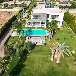 Villa Stella! Elegante & Piscine Sans Vis A Vis
