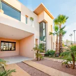 Luxury 5-Star Villa - Games & Activities - 15 Min To Center