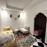 Mini Studio